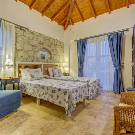 Fora 2* Alacati