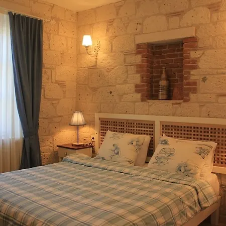 Hotel Fora 2*